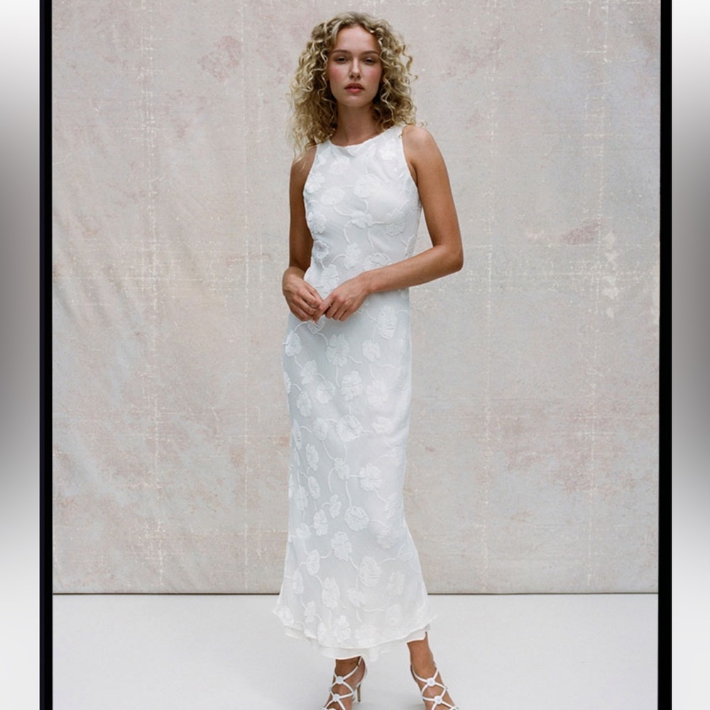 Realisation Par The Carla white dress